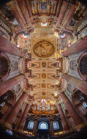 collegiate church poznan - interior